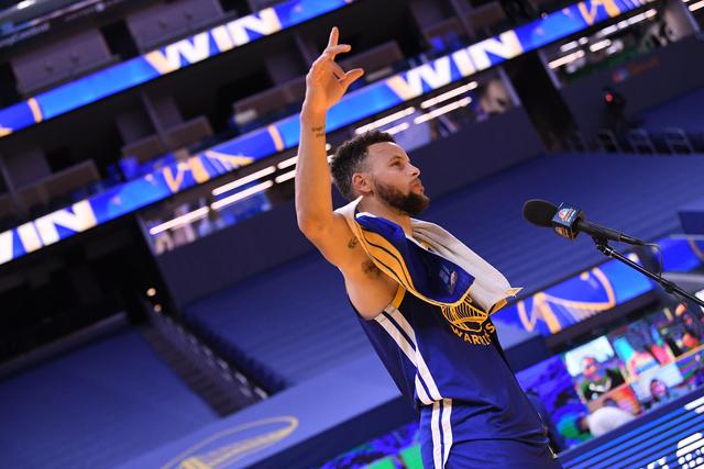 东契奇47+12独行侠终结火箭11连胜 公牛克狼队