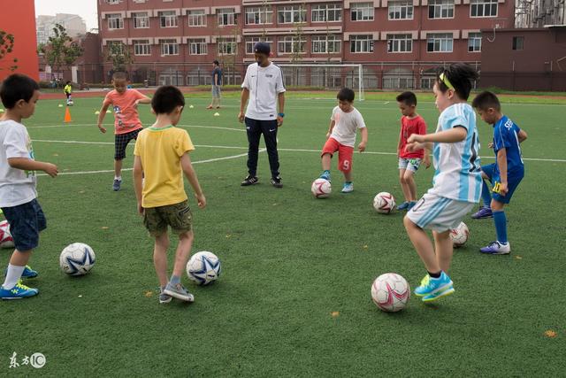 历史时刻！詹姆斯跨越40000分里程碑 历史唯一